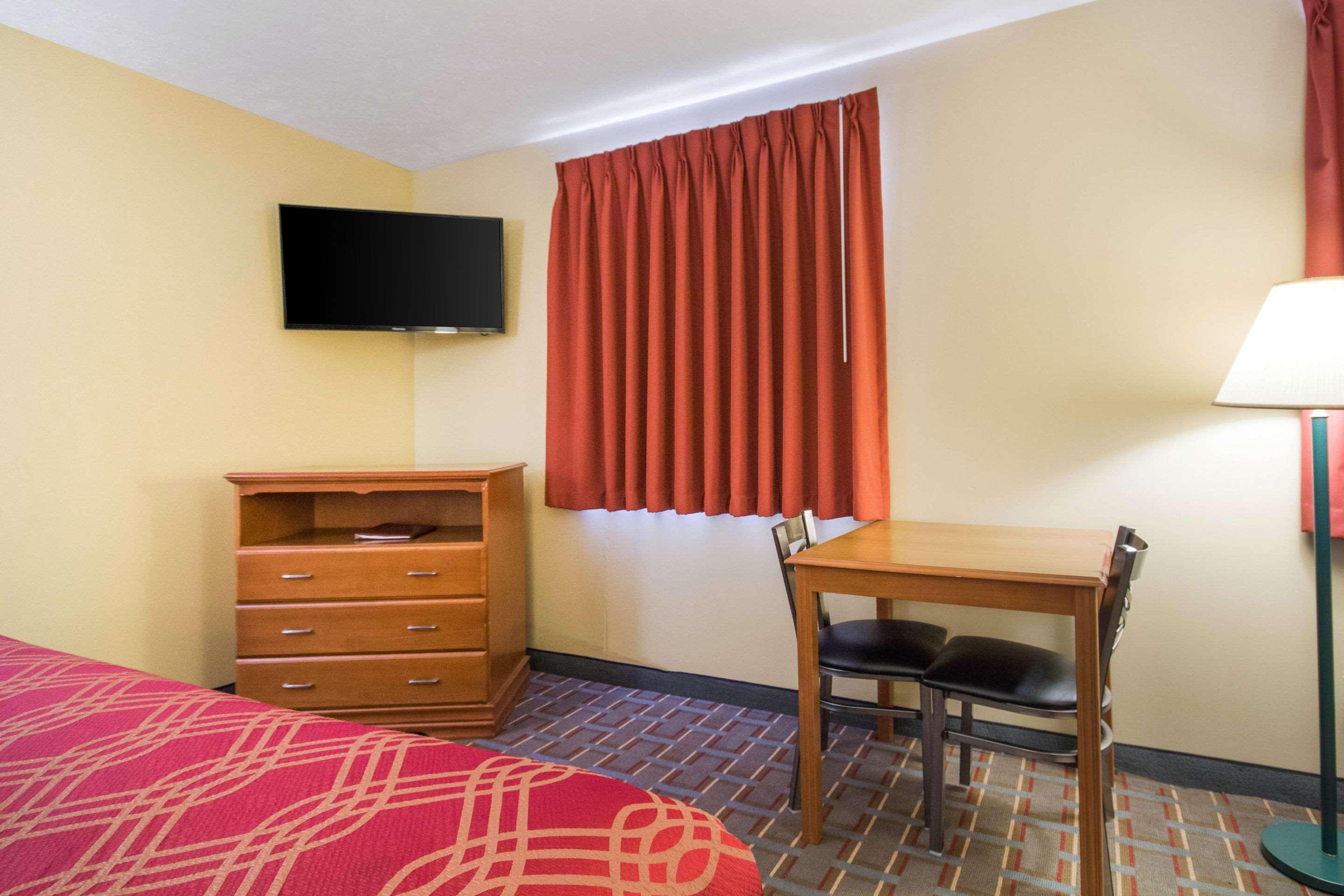 Econo Lodge Lansing - Leavenworth Luaran gambar