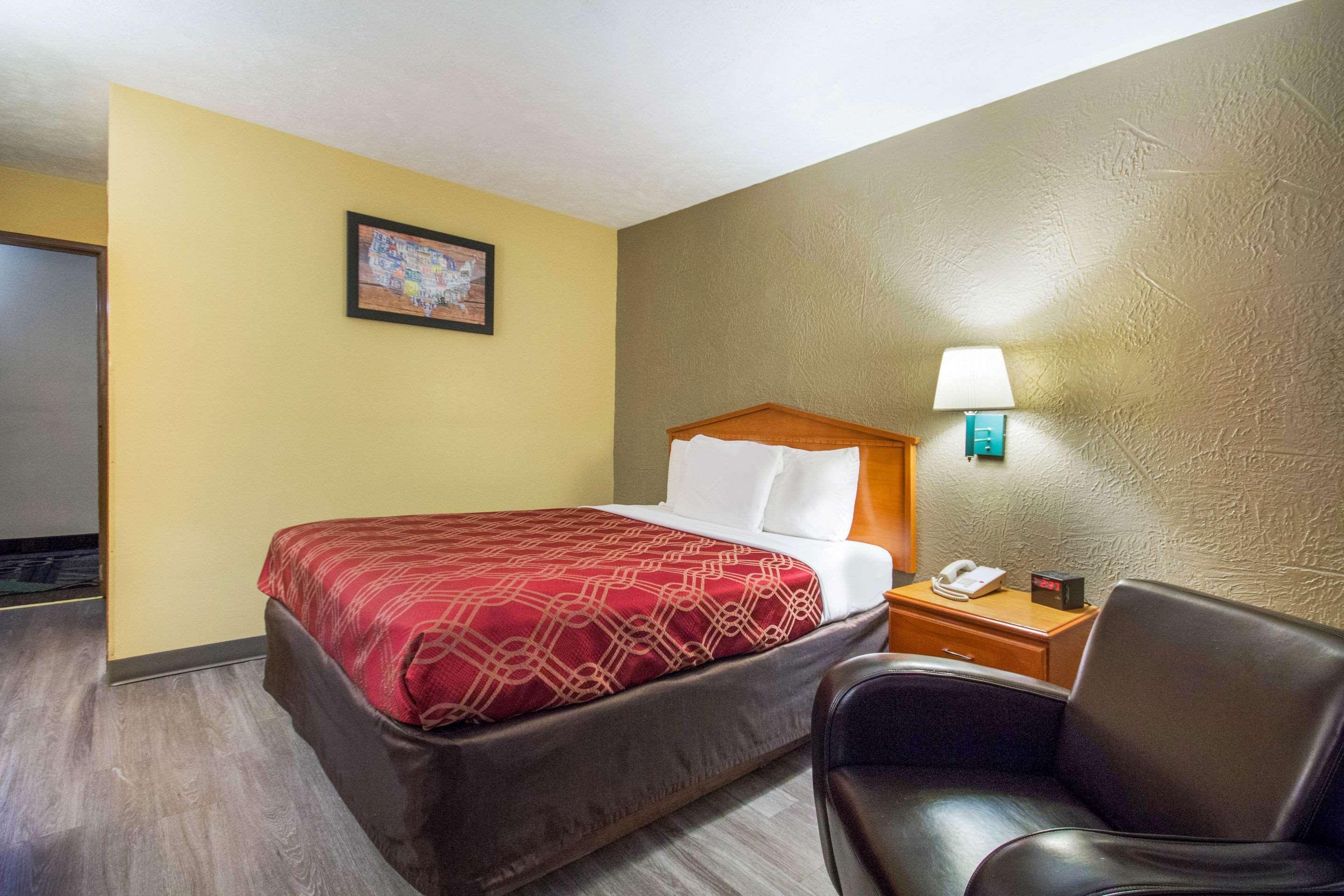 Econo Lodge Lansing - Leavenworth Luaran gambar